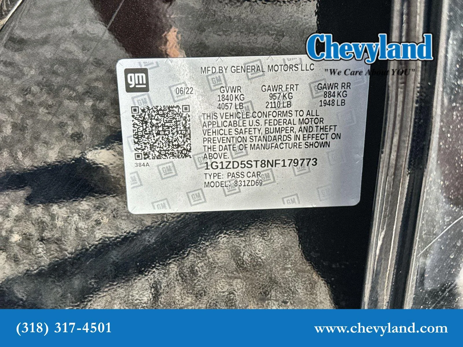 Certified Used 2022 Mosaic Black Metallic Chevrolet LT image 32