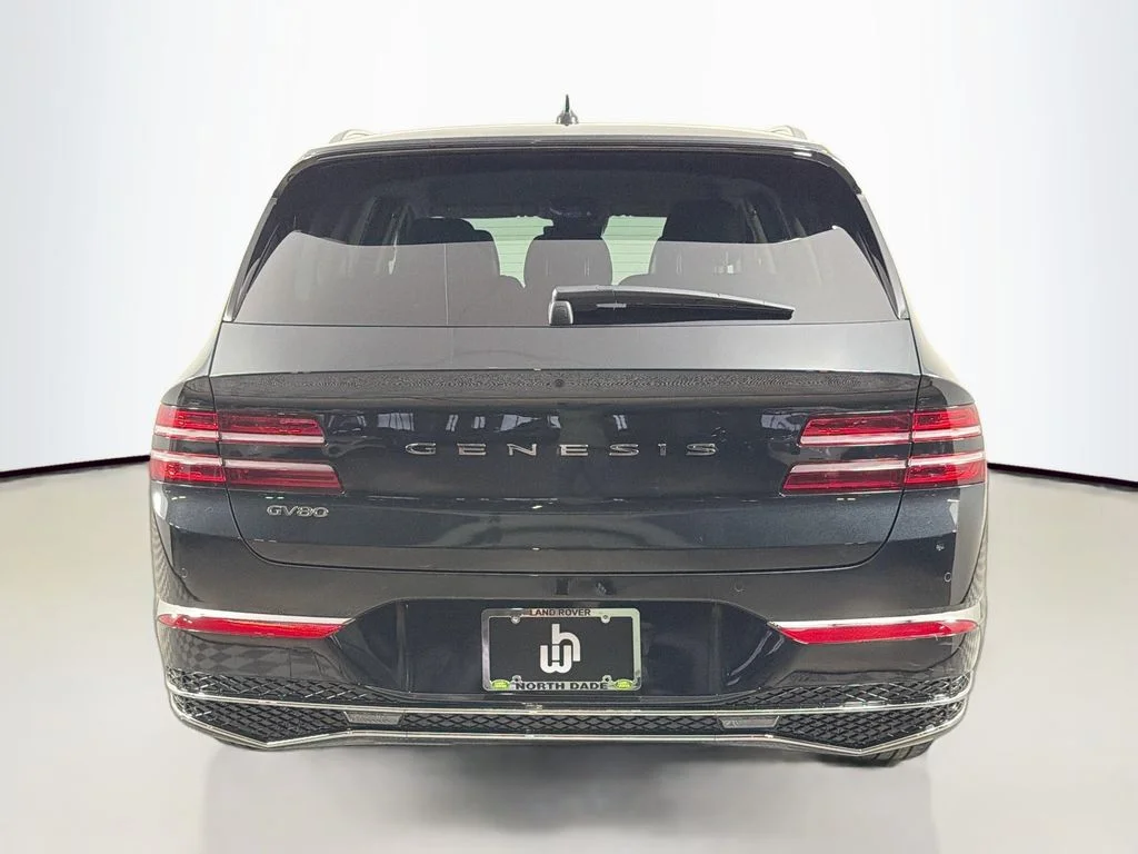 Used 2026 Black Genesis 2.5T image 6