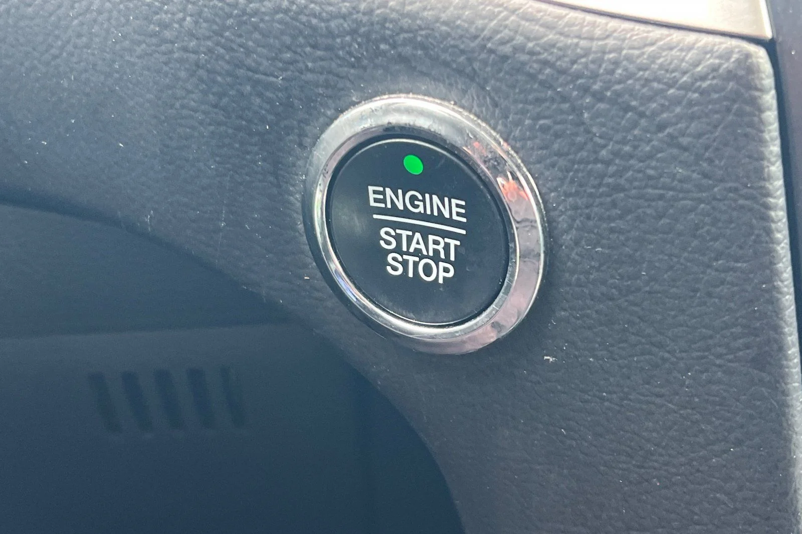 Used 2024 White Ford SEL image 20