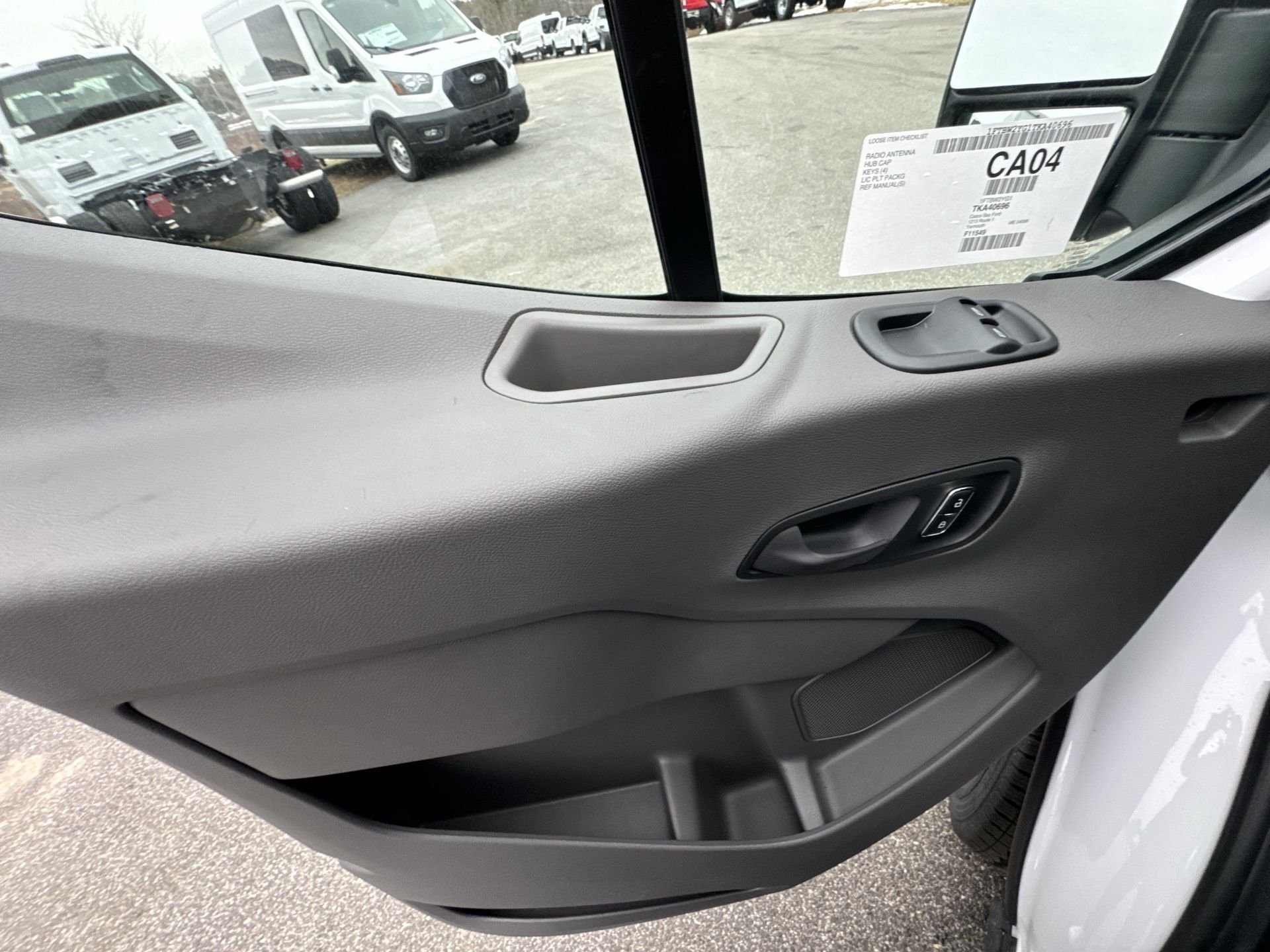 New 2026 Oxford White Ford Cargo Van image 3