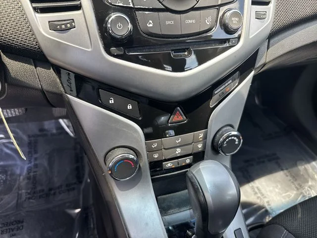 Used 2013 Black Chevrolet 1LT image 22