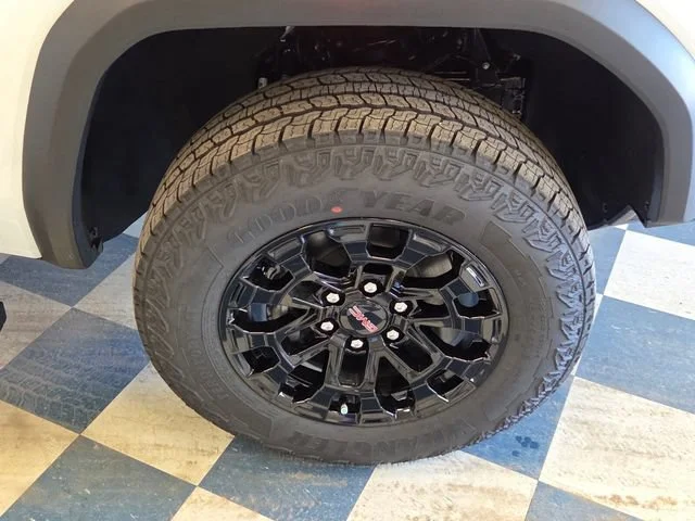New 2026 Summit White GMC Elevation image 18