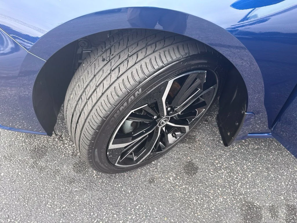 Used 2024 Blue Nissan 2.5 SR image 10