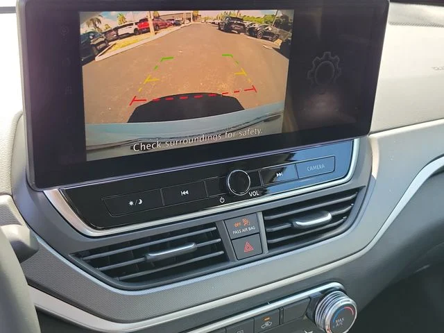 New 2026 Pearl White TriCoat Nissan SR image 28