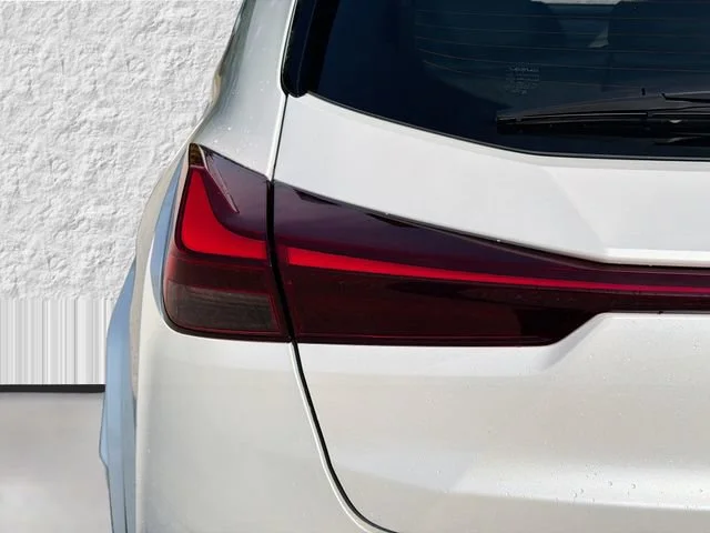 Used 2023 White Pearl Lexus UX 250h Premium image 10