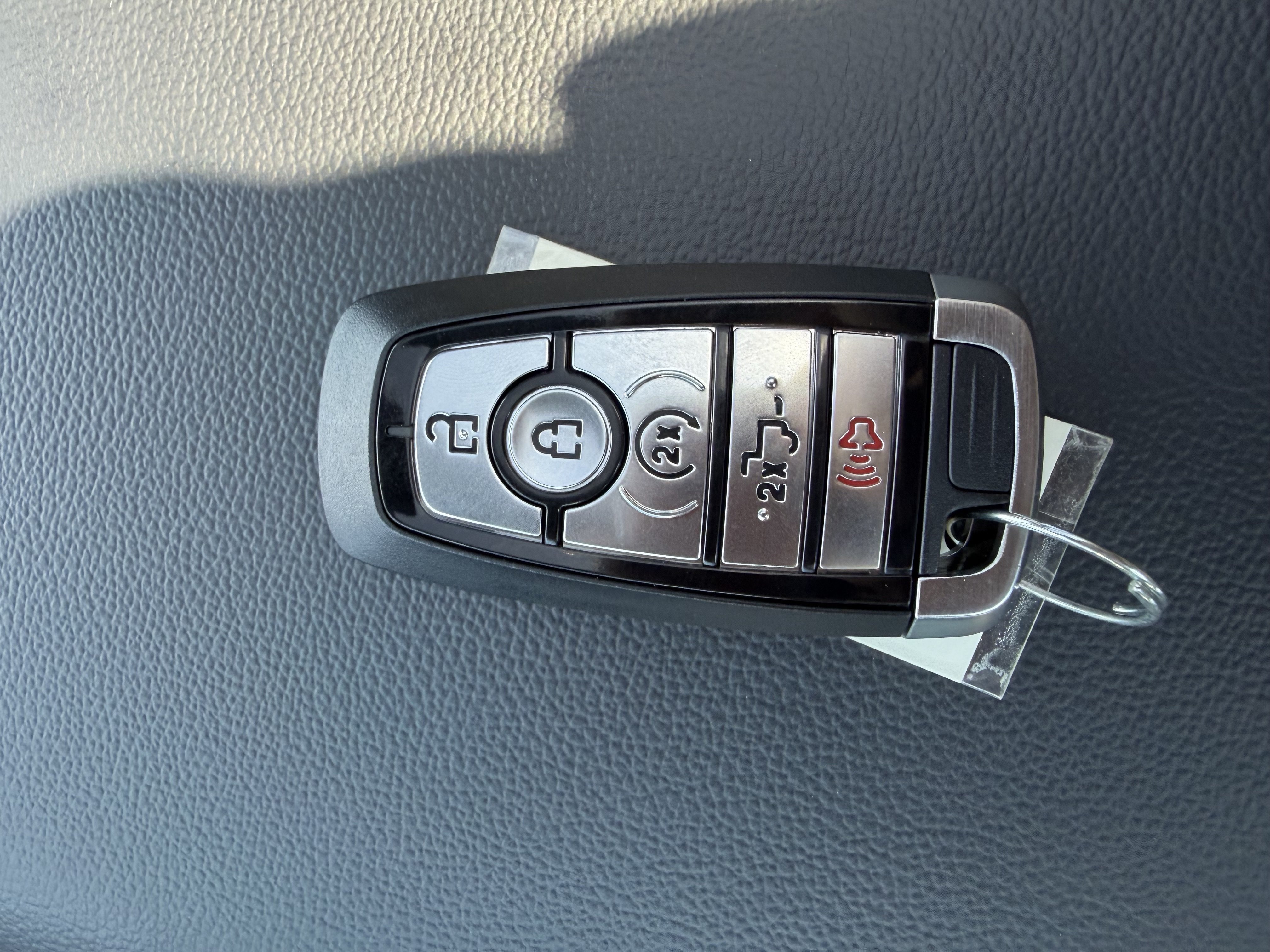 New 2026 Agate Black Metallic Ford LARIAT image 27