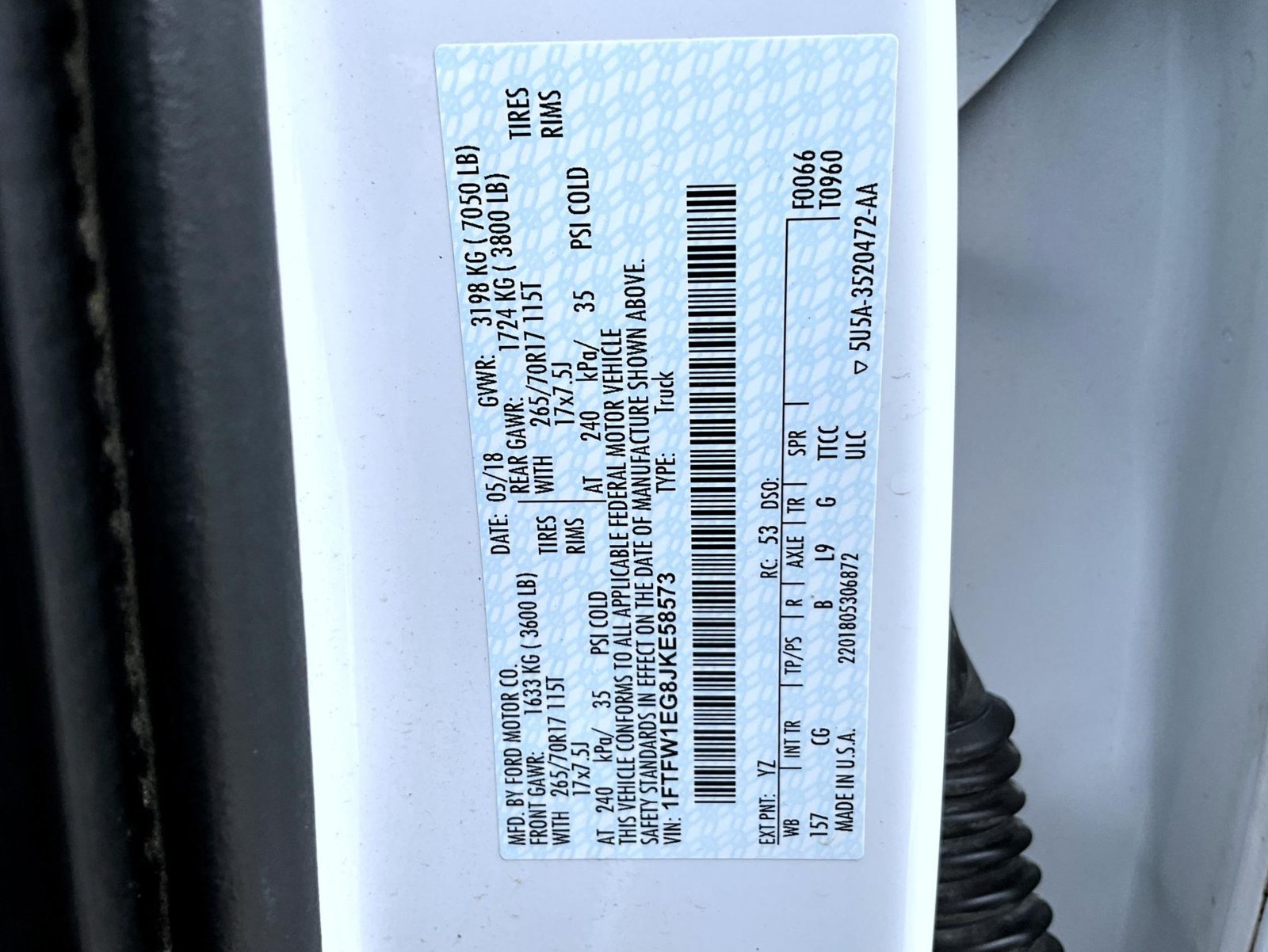 Used 2018 White Ford XL image 27