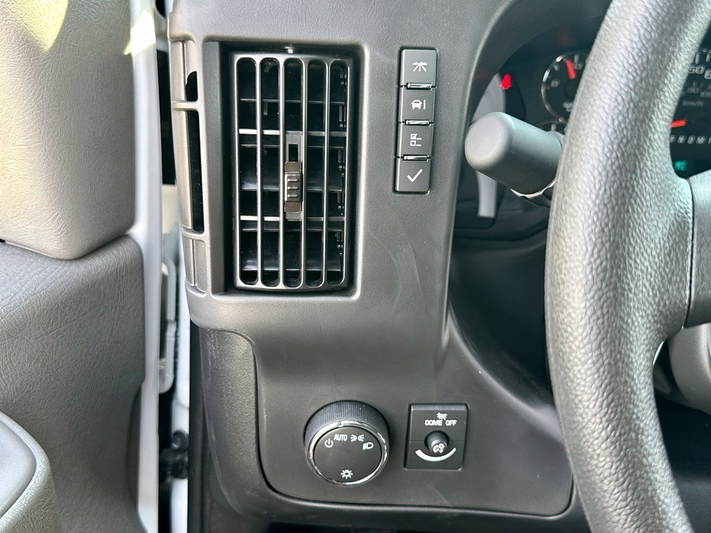 2026 GMC Savana Cargo Work Van - Photo 28