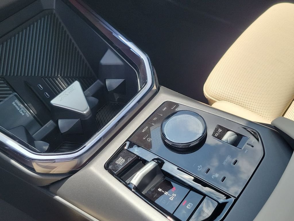 New 2026 Black Sapphire Metallic BMW 30 xDrive image 13