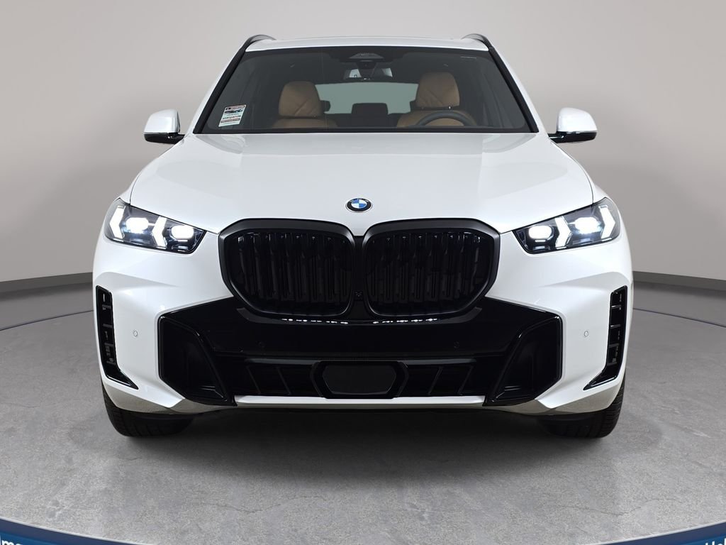 New 2026 Mineral White Metallic BMW xDrive40i image 2
