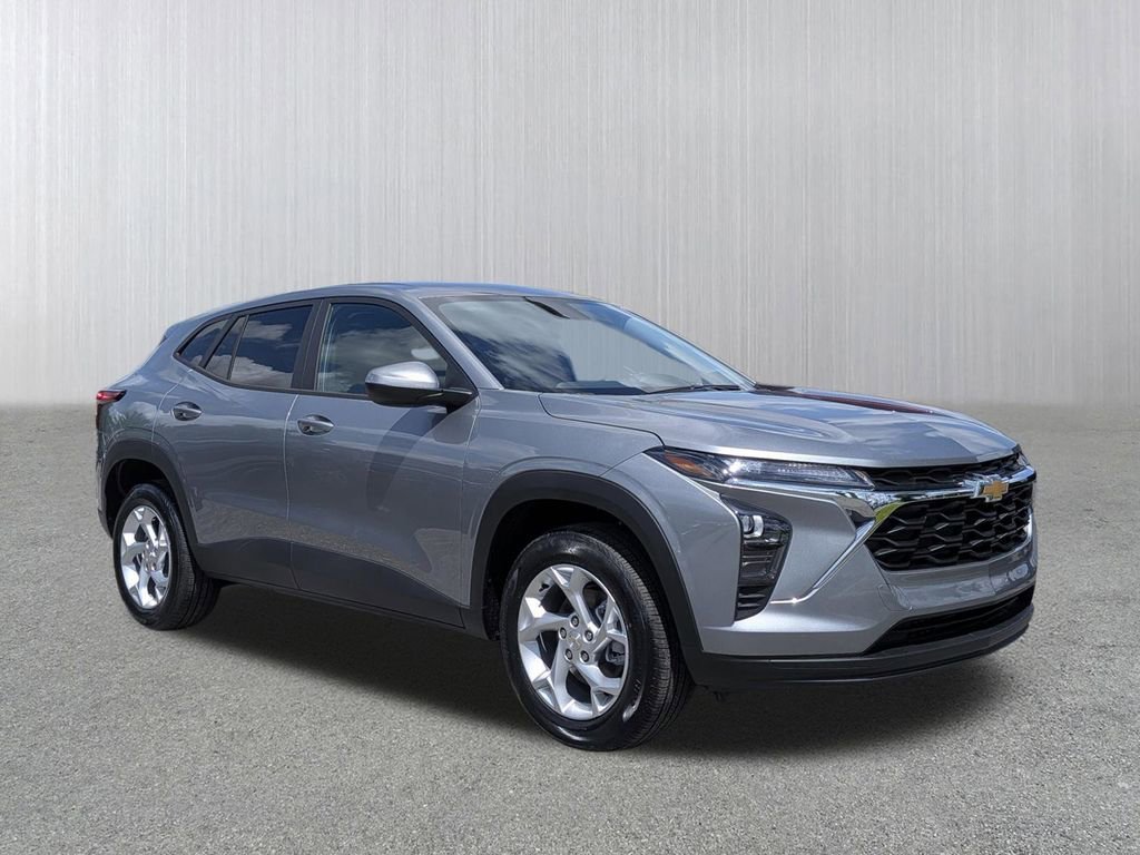 2026 Chevrolet Trax LS's photo