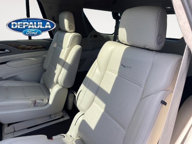 Used 2022 White Cadillac Sport Platinum image 17