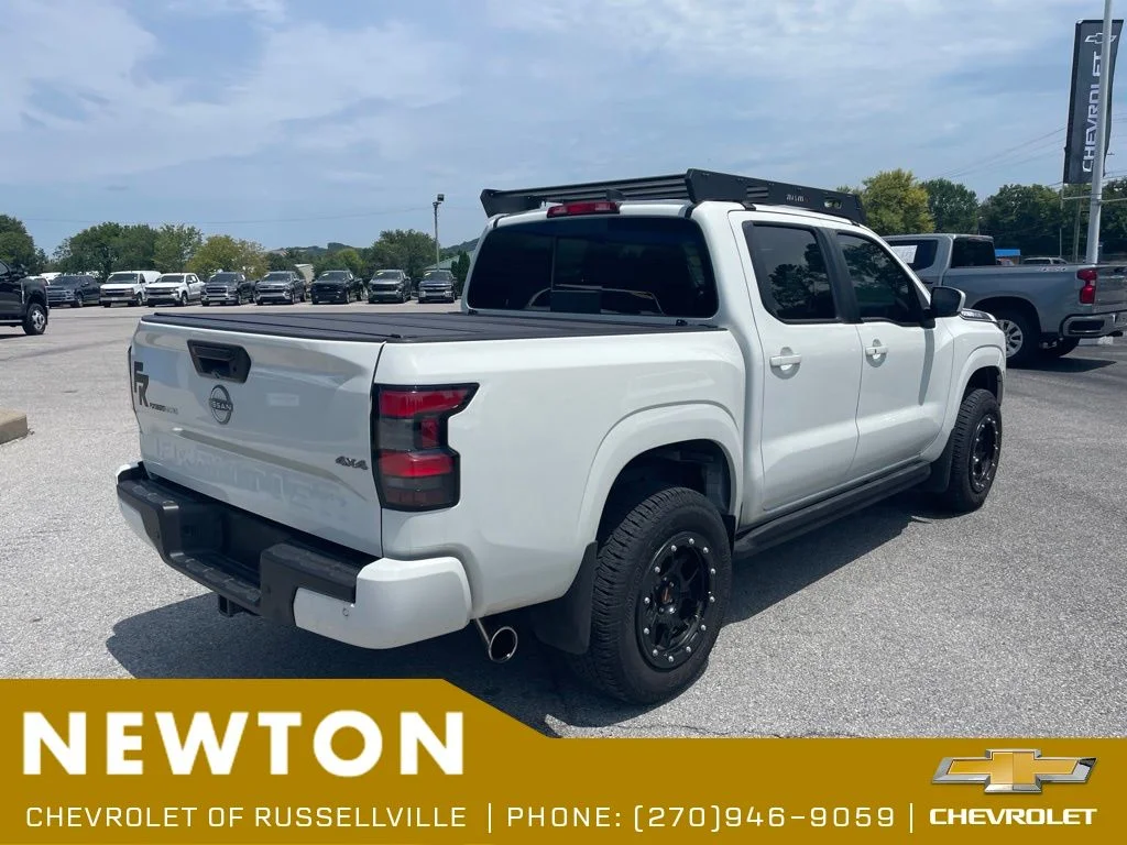 Used 2025 White Nissan SV image 14