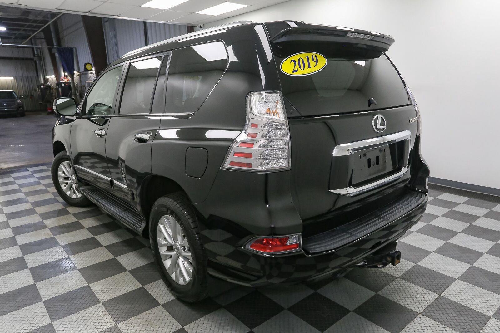 Used 2019 Black Onyx Lexus GX 460 Premium image 9