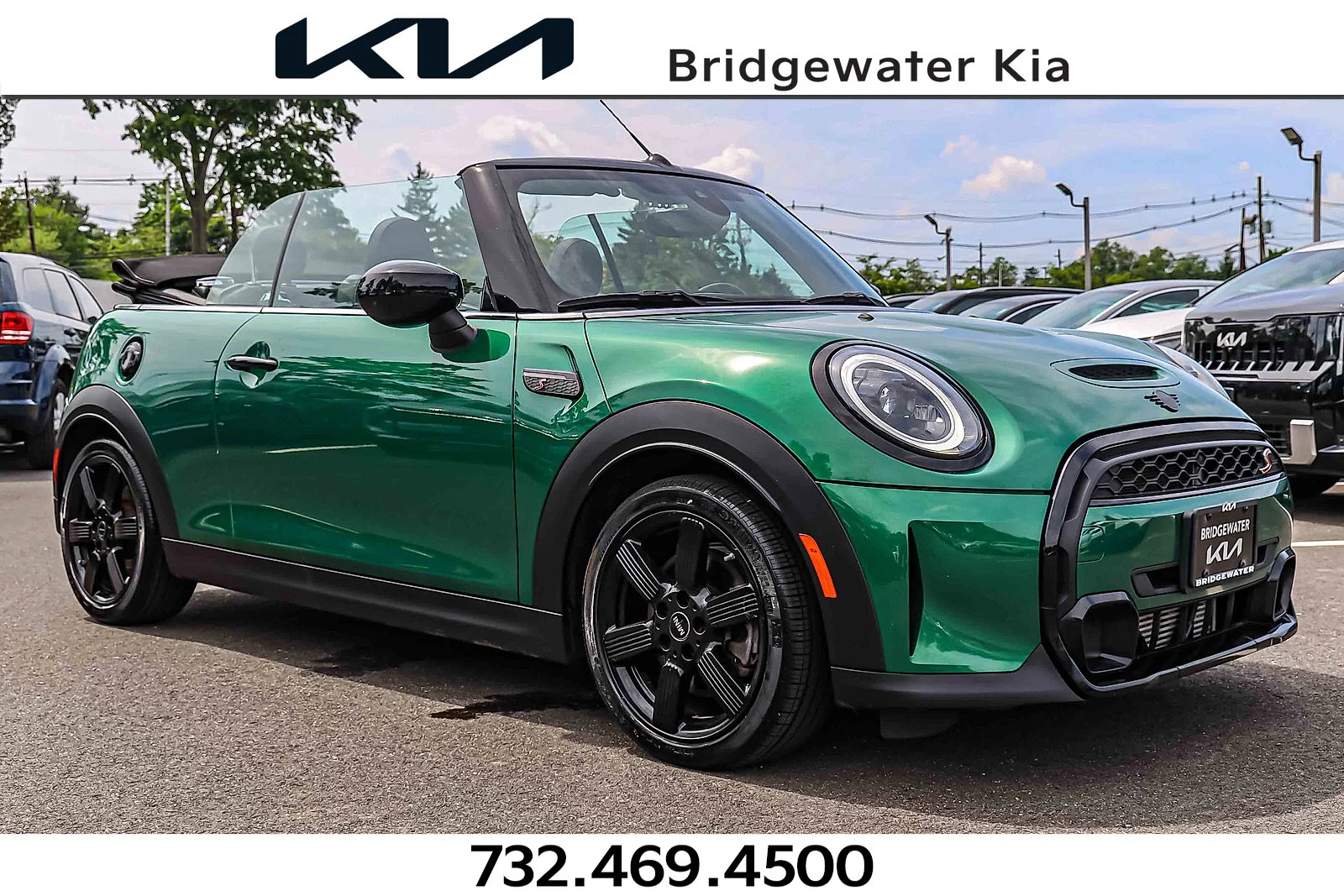2024 MINI Convertible Cooper S's photo