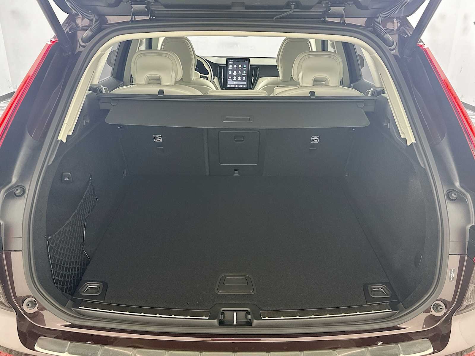 New 2026 Mulberry Red Volvo Ultra image 24