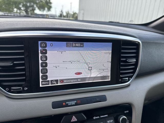 Used 2020 White Kia SX image 22