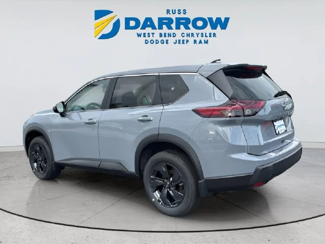 Used 2026 Gray Nissan SV image 3