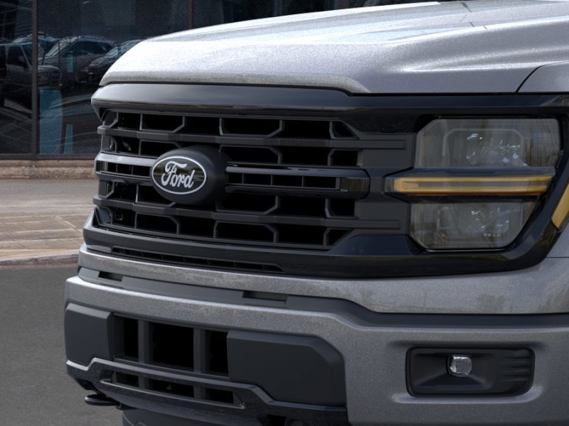 New 2026 Carbonized Gray Metallic Ford XLT image 17
