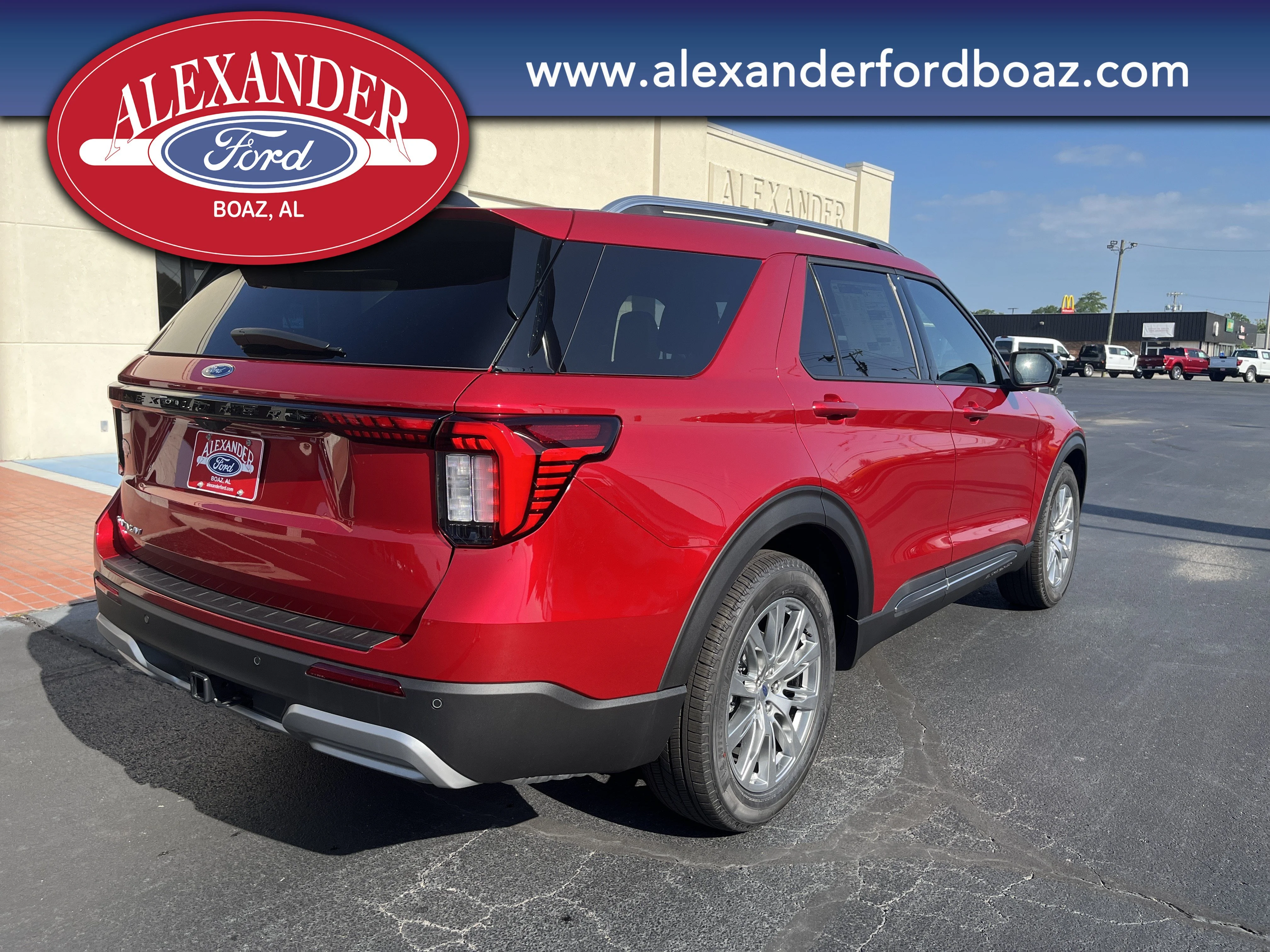 New 2026 Rapid Red Metallic Tinted Clearcoat Ford Platinum™ image 4