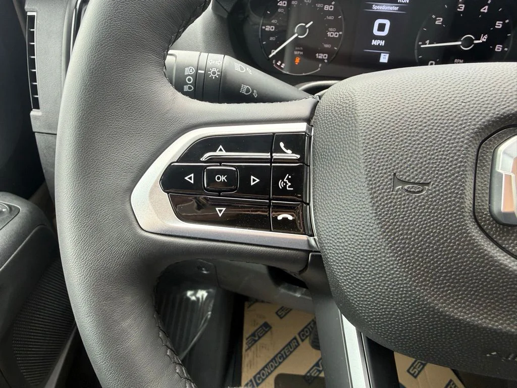 New 2026 Sandstone Pearlcoat RAM High Roof image 20