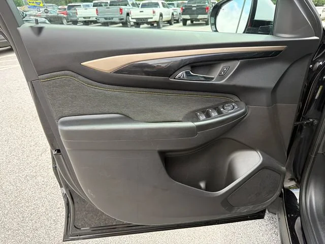 Used 2025 Mosaic Black Metallic Chevrolet ACTIV image 10