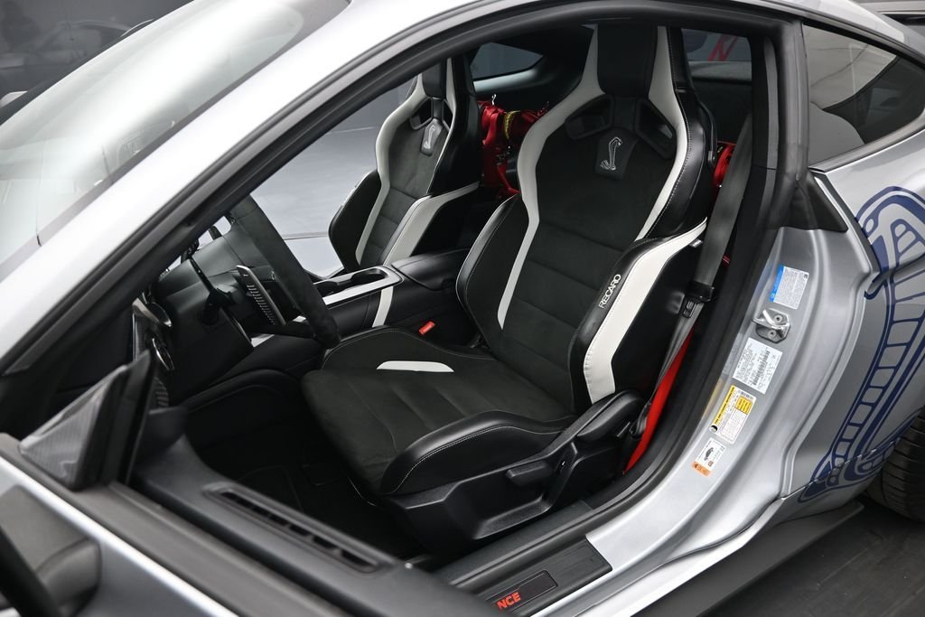 Used 2020 Silver Ford Shelby GT500 image 7