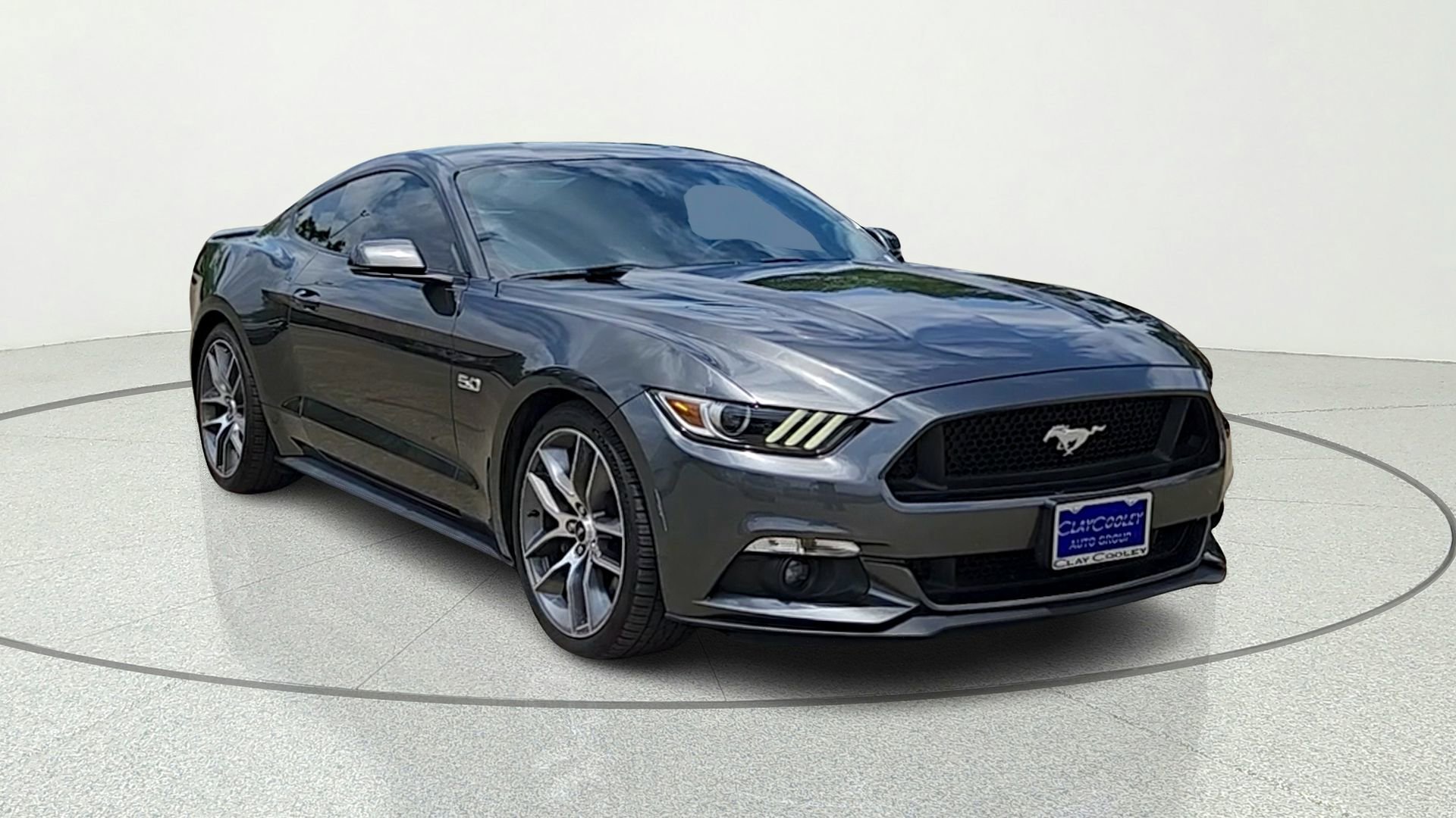 2016 Ford Mustang GT Coupe Premium's photo