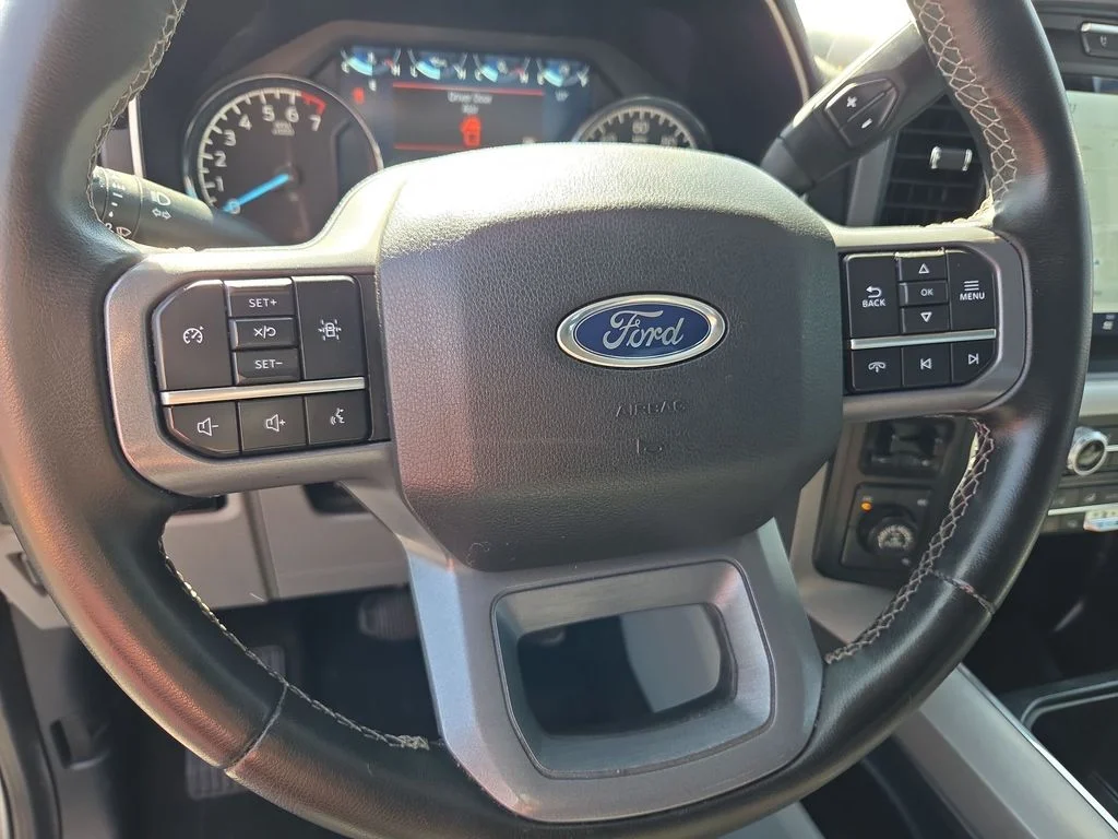 Used 2023 Gray Ford XLT image 10