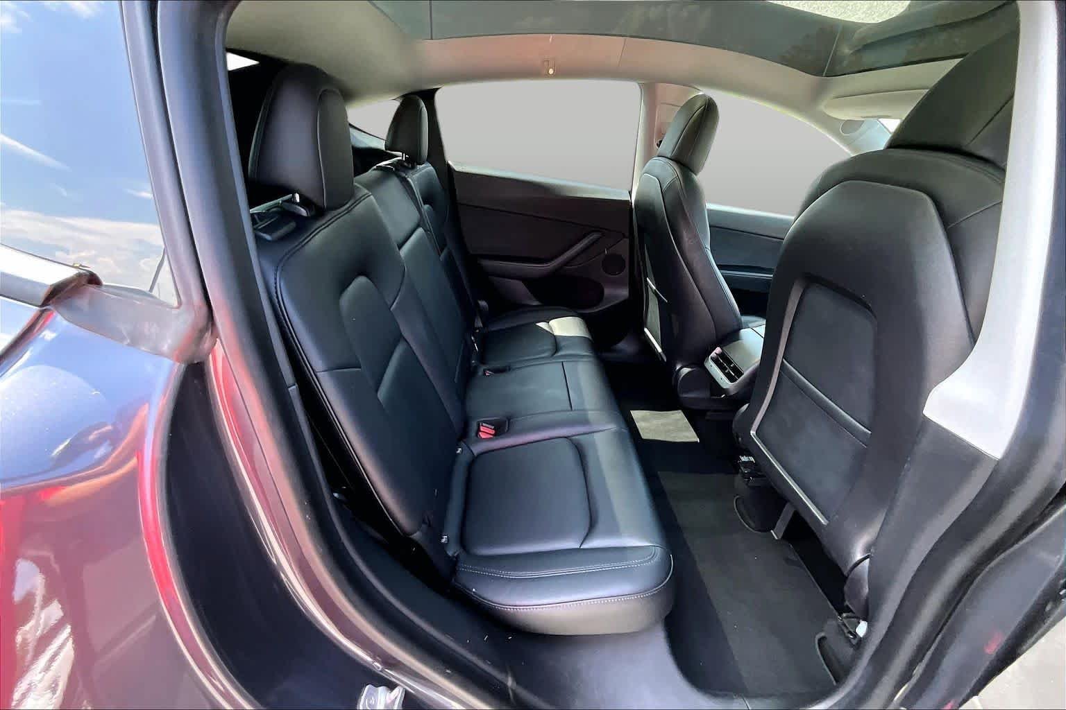 Used 2021 Midnight Silver Metallic Tesla Long Range image 17