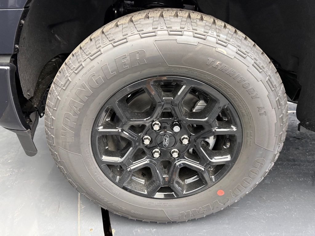 New 2026 Antimatter Blue Metallic Ford XLT image 40