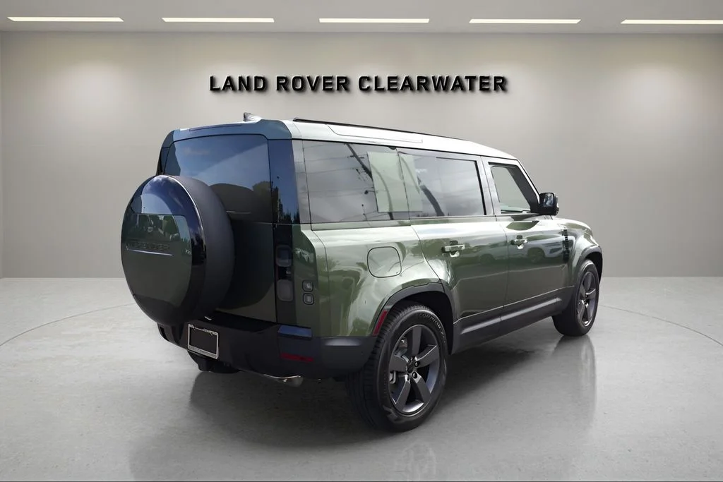 Certified Used 2026 Green Land Rover S image 5