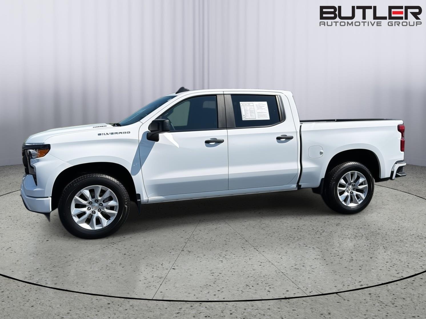 Used 2025 Summit White Chevrolet Custom image 3