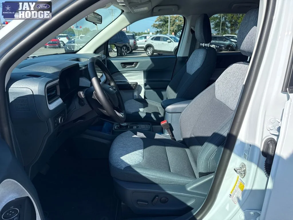 New 2026 Oxford White Ford XLT image 21