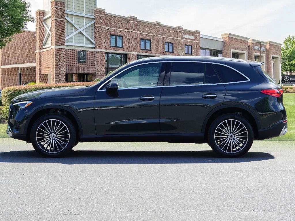 New 2026 Graphite Grey Metallic Mercedes-Benz GLC 300 image 29