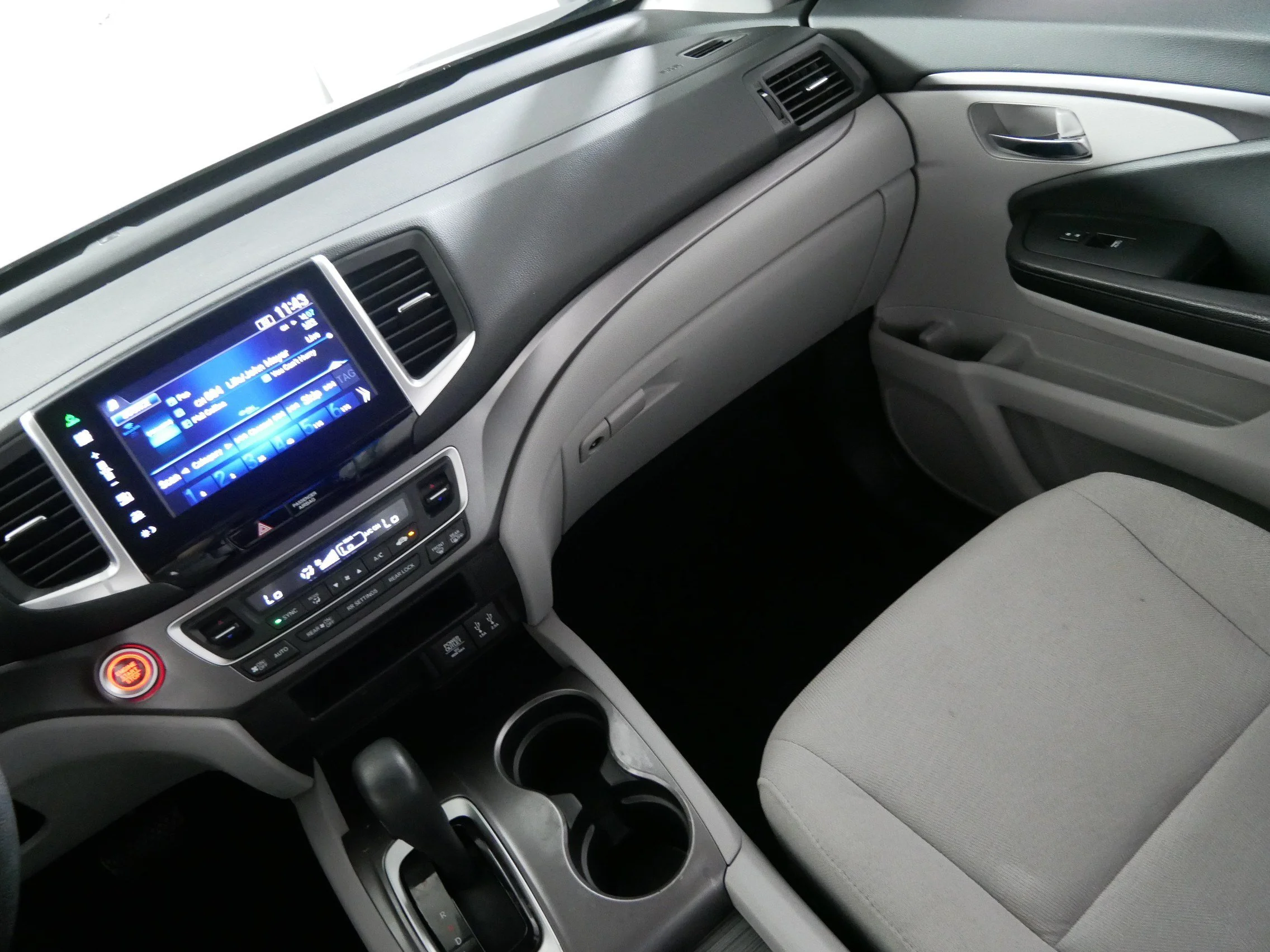 Used 2016 Black Forest Pearl Honda EX image 11