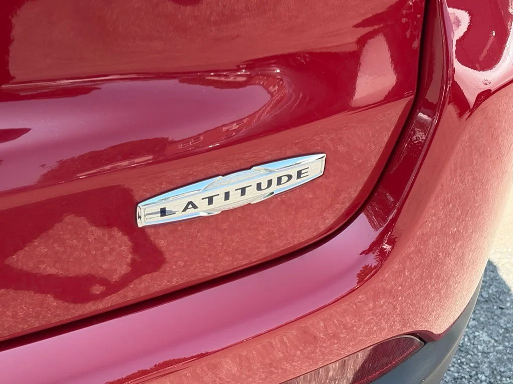 Used 2019 Red Line Jeep Latitude image 24