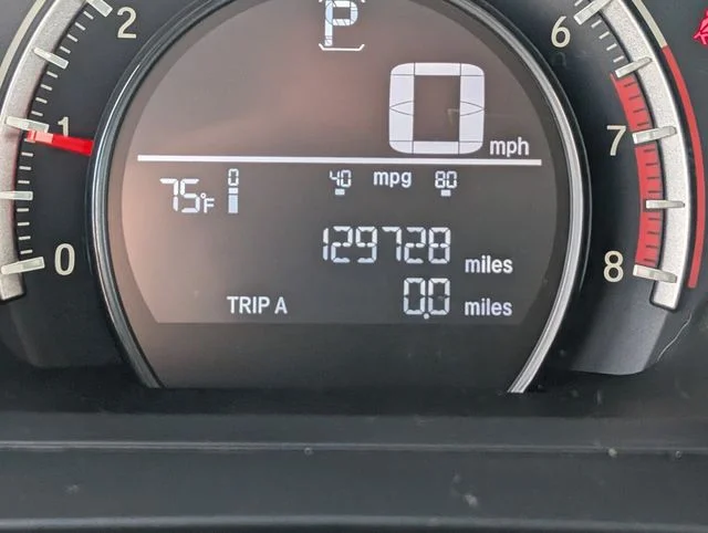 Used 2017  Honda LX image 24