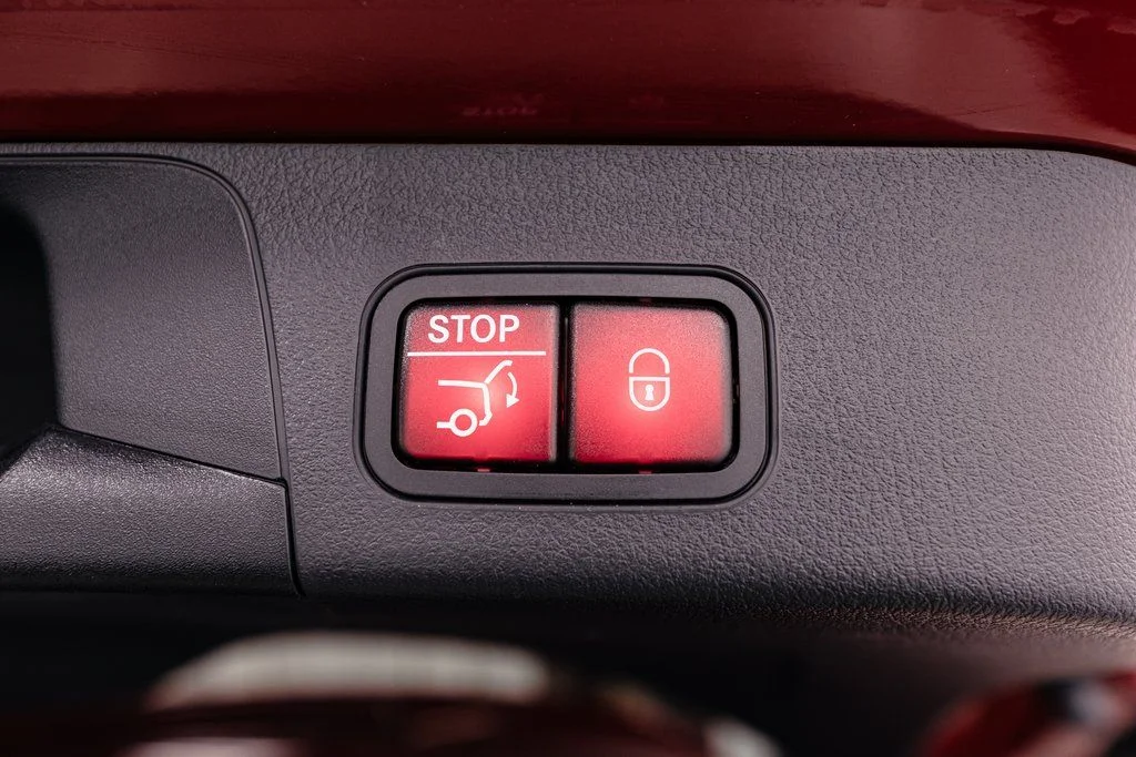 Used 2024 MANUFAKTUR Patagonia Red Metallic Mercedes-Benz 300 image 28