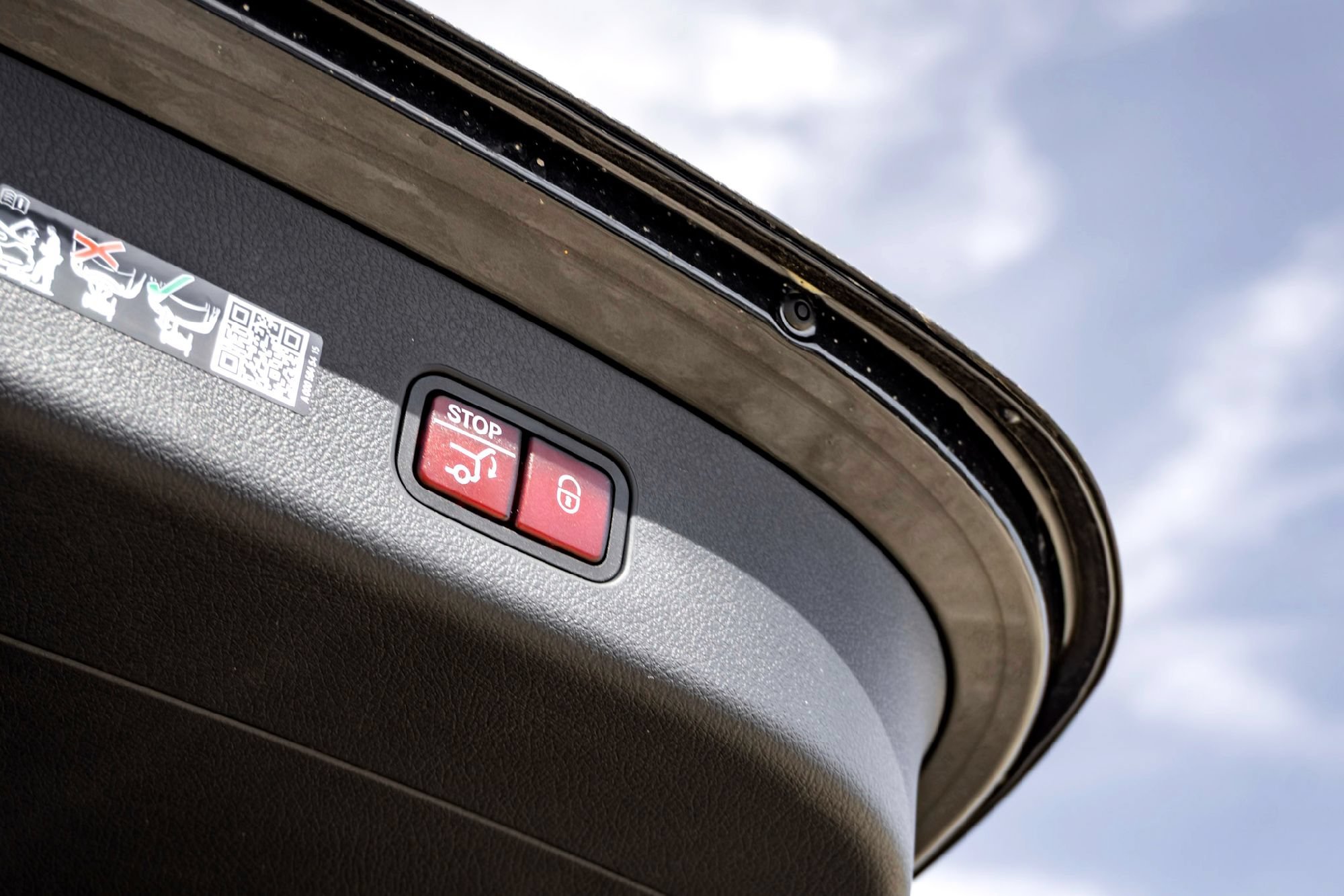 2025 Mercedes-Benz GLC Base - Photo 45