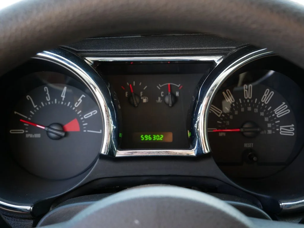 Used 2006  Ford V6 Premium image 21
