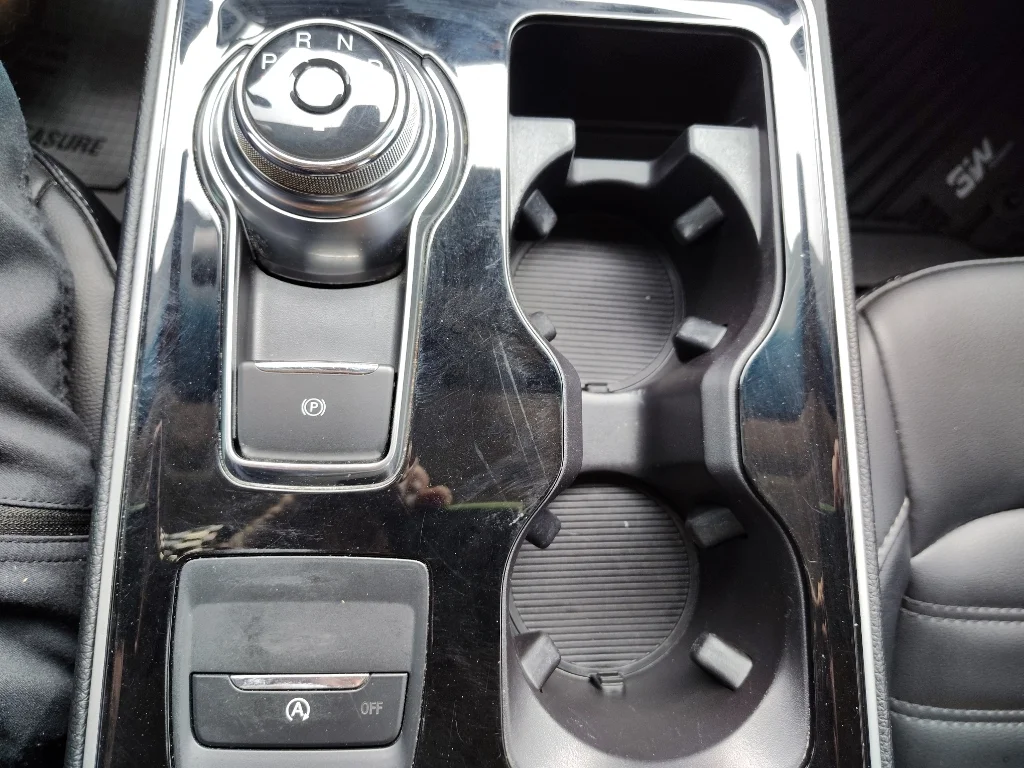 Used 2019 Blue Metallic Ford SEL image 21