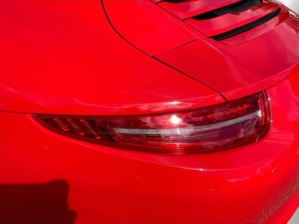 Used 2015 Guards Red Porsche Carrera S image 22