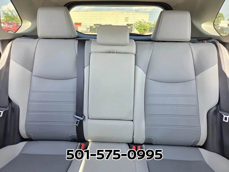Used 2025 Silver Sky Metallic TOYOTA XLE PREMIUM FWD image 12