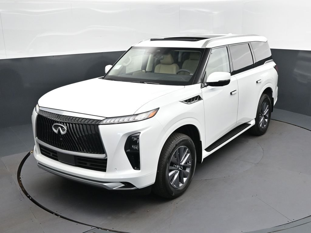 New 2026 RADIANT WHITE INFINITI Pure 2WD image 31