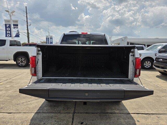 Used 2019  Ford LARIAT image 32
