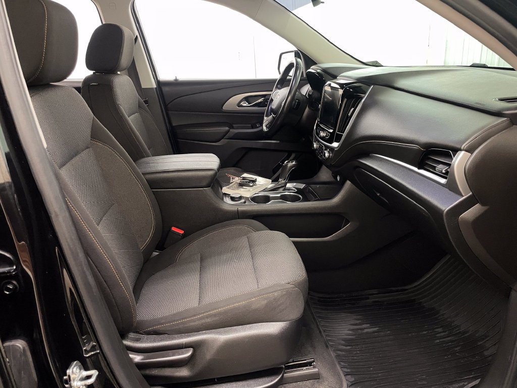 Certified Used 2019 MOSAIC BLACK METALLIC Chevrolet LT Cloth image 35