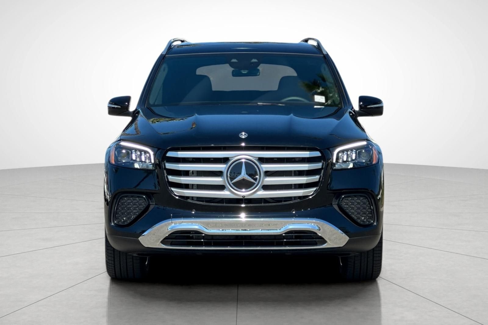 New 2026 Black Mercedes-Benz GLS 450 image 8