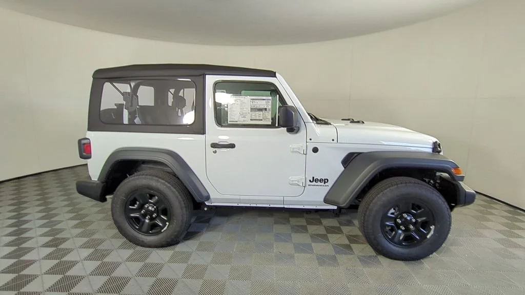 New 2026 Bright White Clear-Coat Exterior Paint Jeep Sport image 4