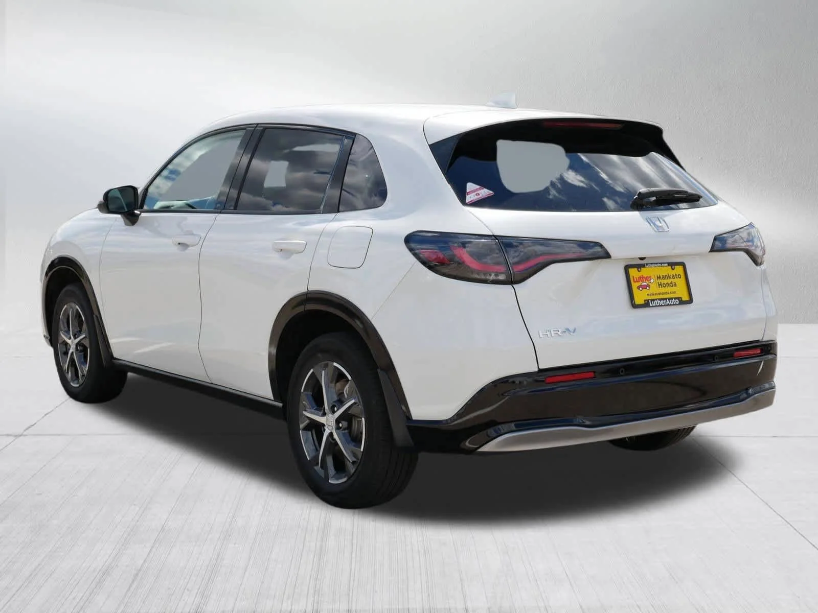 Certified Used 2024 Platinum White Pearl Honda EX-L image 41